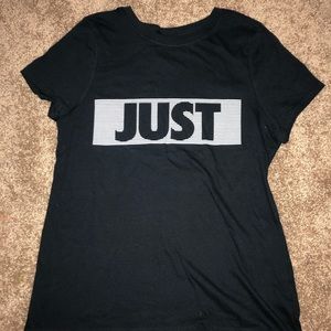 Girls Nike t shirt